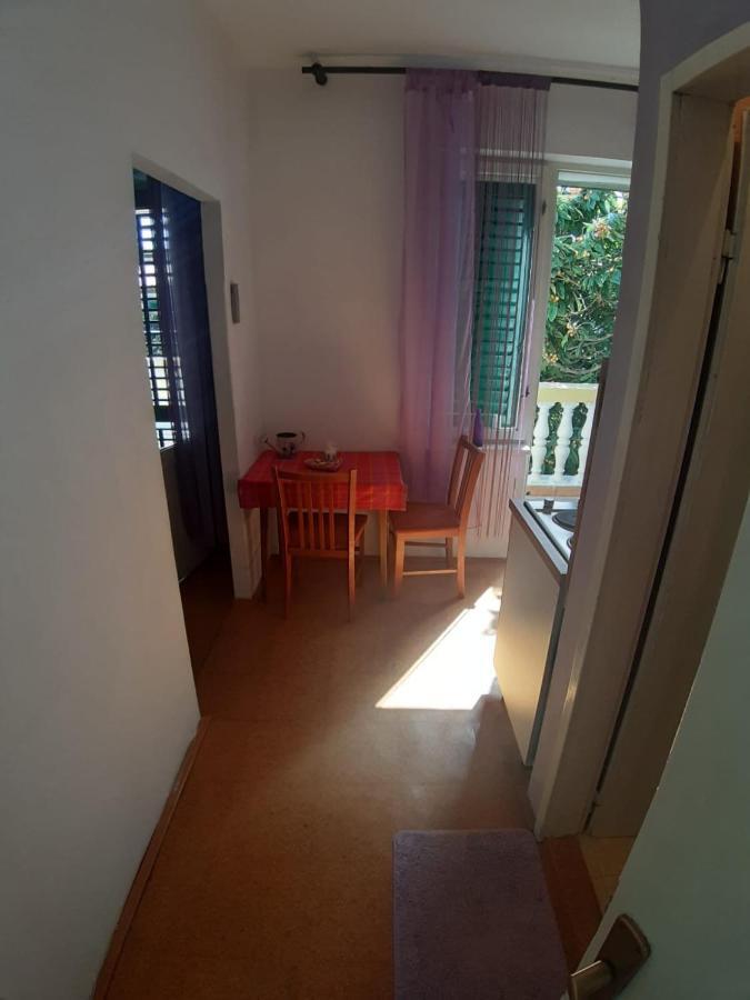 Apartmani Milka Пакоштане Экстерьер фото